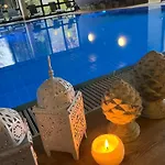 Goldener Hahn - Pool & Sauna, Fruehstueck Bed & Breakfast 4*