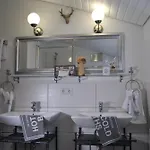 Goldener Hahn - Pool & Sauna, Fruehstueck Bed & Breakfast