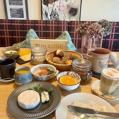 Bed and Breakfast Goldener Hahn - Hygge Pool & Sauna Baiersbronn