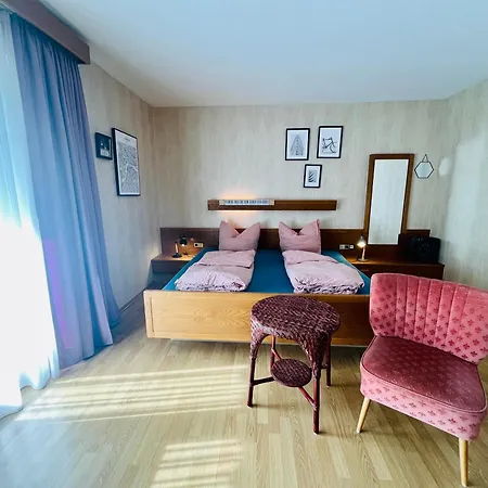 Goldener Hahn - Pool & Sauna, Fruehstueck Baiersbronn
