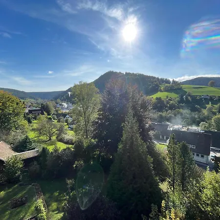 Bed & Breakfast Goldener Hahn - Nahe An Gartenschau Tal X