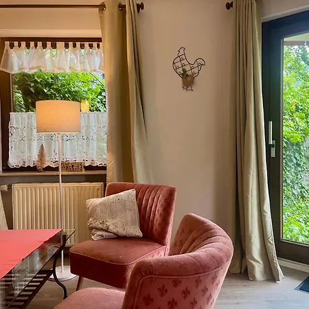 Bed & Breakfast Goldener Hahn - Pool & Sauna, Fruehstueck