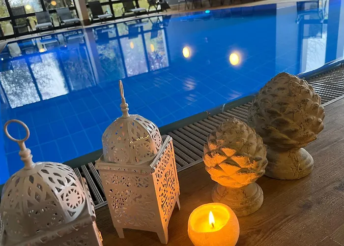 Goldener Hahn - Hygge Pool & Sauna Bed and Breakfast 3*